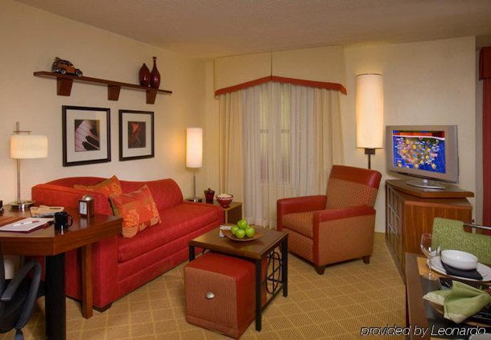 Residence Inn By Marriott Springfield Old Keene Mill Room photo