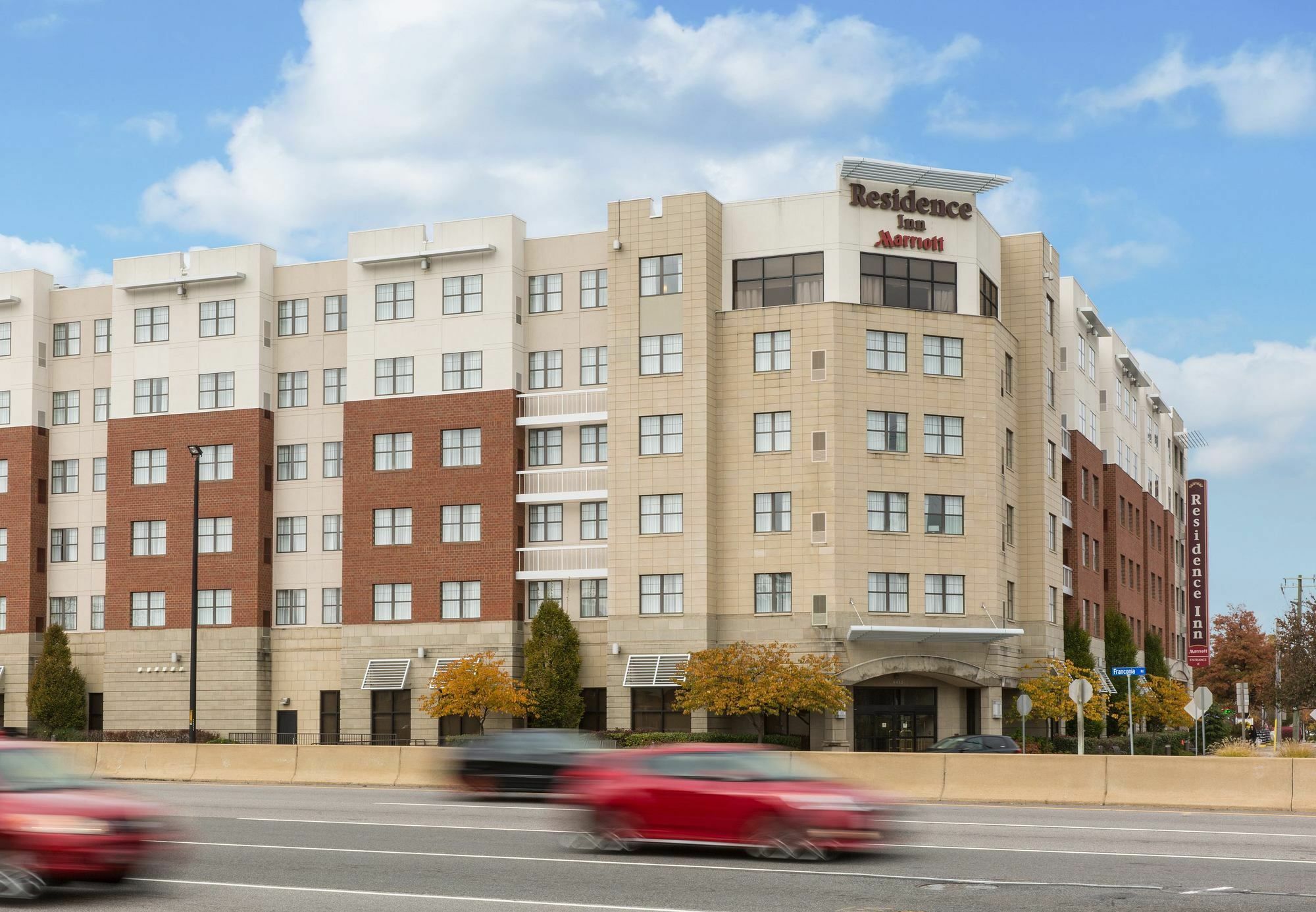 Residence Inn By Marriott Springfield Old Keene Mill Exterior photo