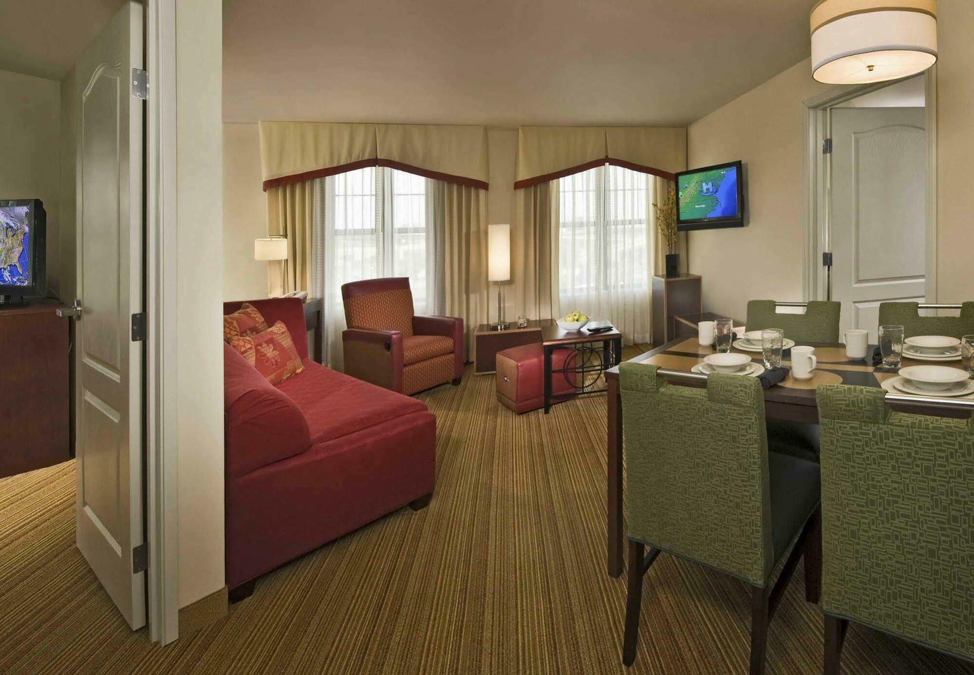 Residence Inn By Marriott Springfield Old Keene Mill Room photo